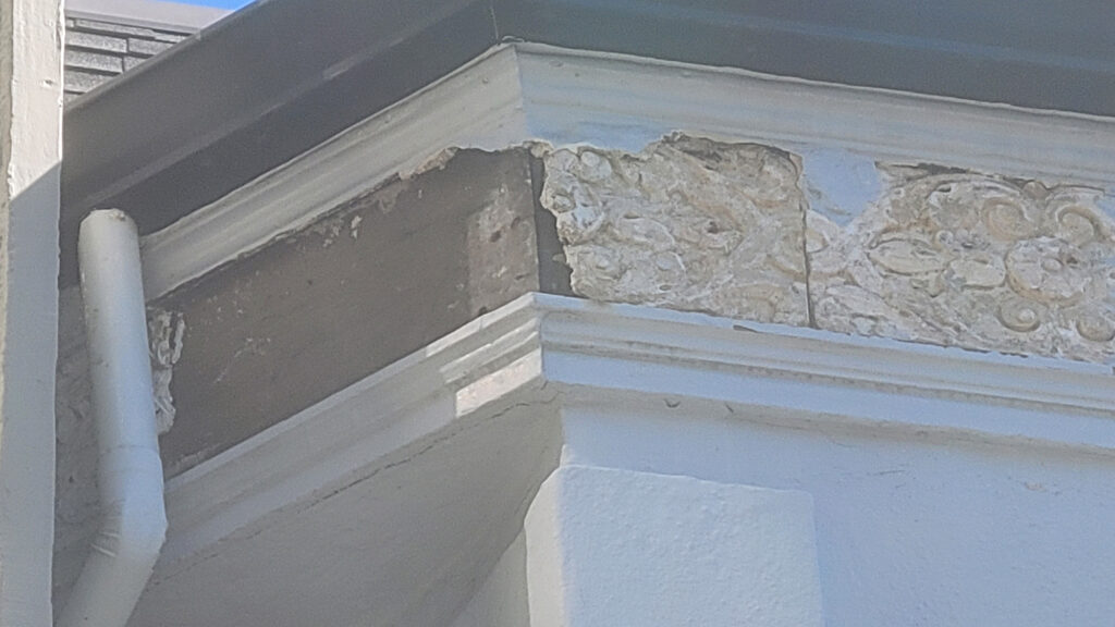 Pacific Heights residence - molding before repair